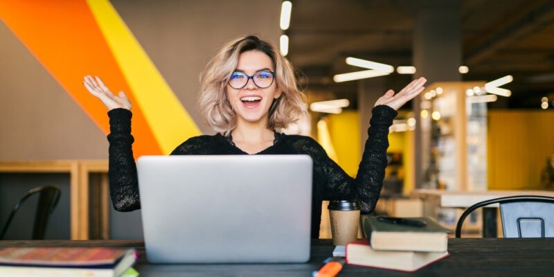 5-benefits-of-working-with-an-offshore-team-800x400