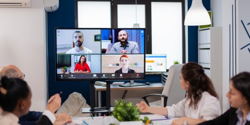 best-practices-for-managing-an-offshore-team-800x400